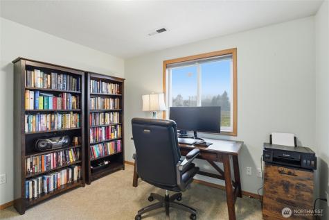242 Adams Drive Kelso WA 98626