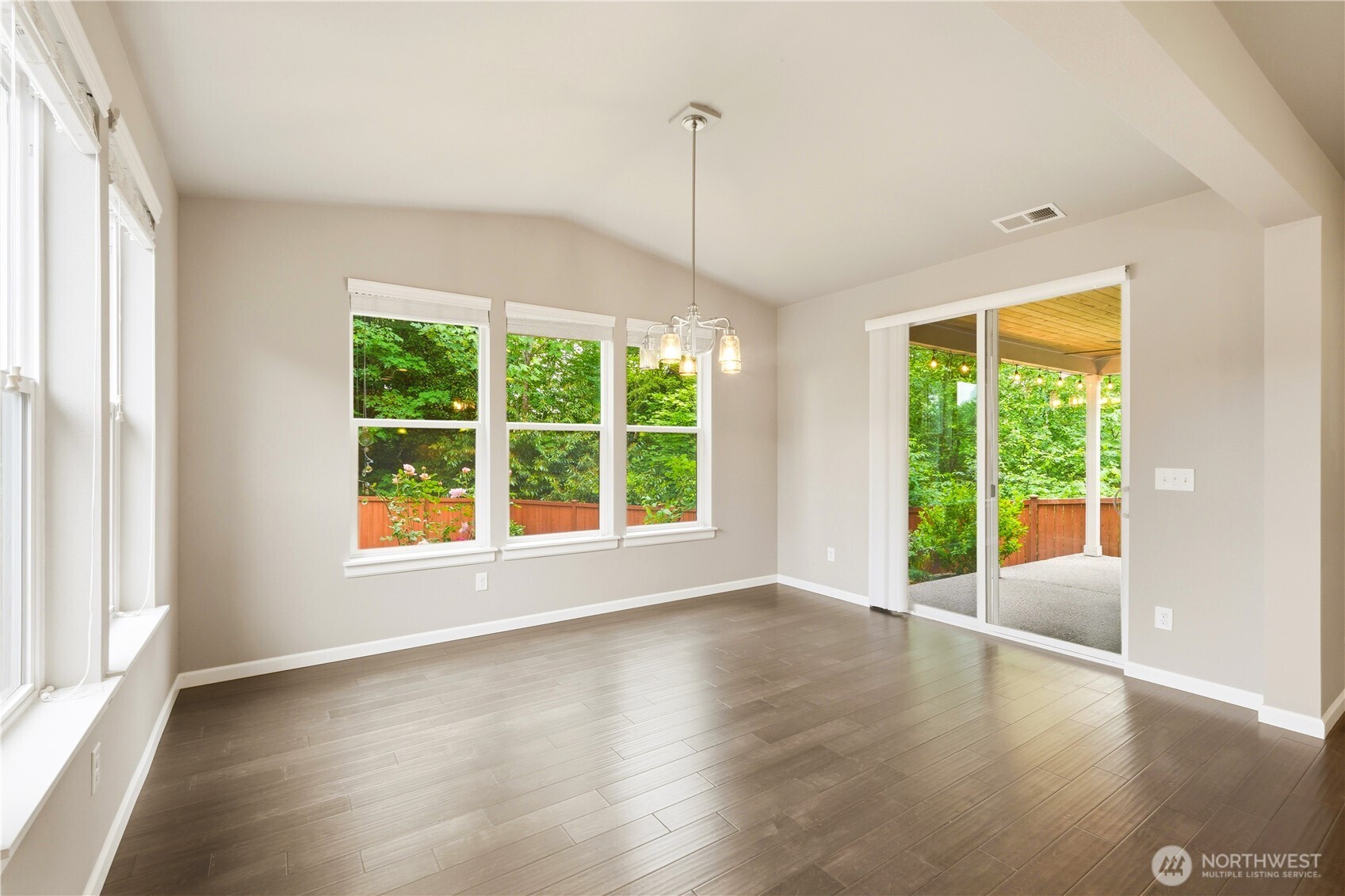10174 35th Place NE Lake Stevens WA 98258