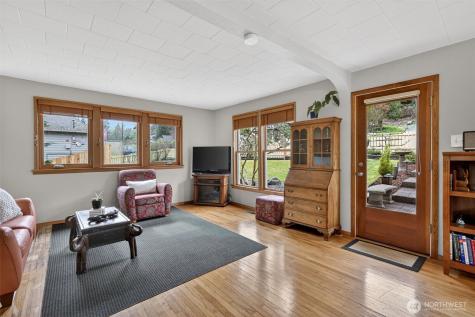 3931 Friday Avenue Everett WA 98201