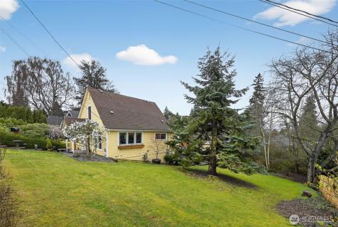 3931 Friday Avenue Everett WA 98201