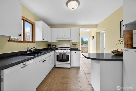 3931 Friday Avenue Everett WA 98201