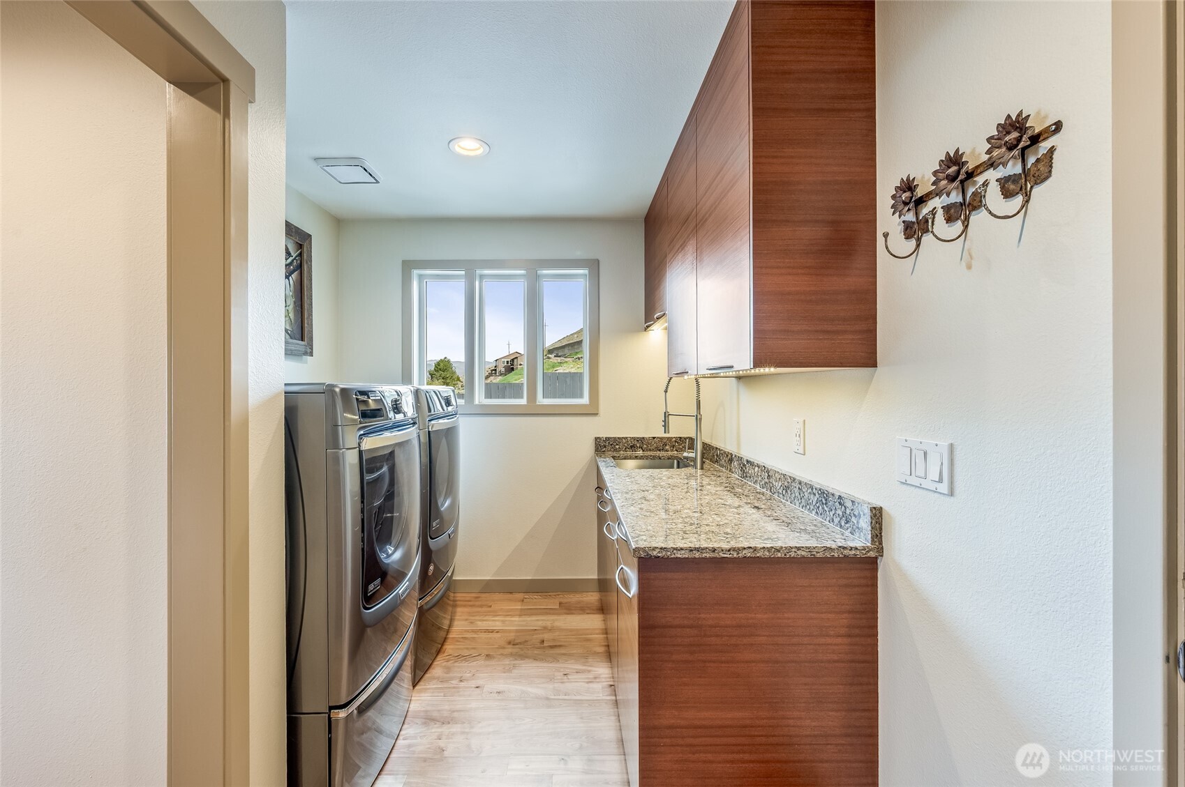 521 23rd Street NE East Wenatchee WA 98802