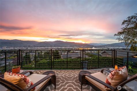 521 23rd Street NE East Wenatchee WA 98802