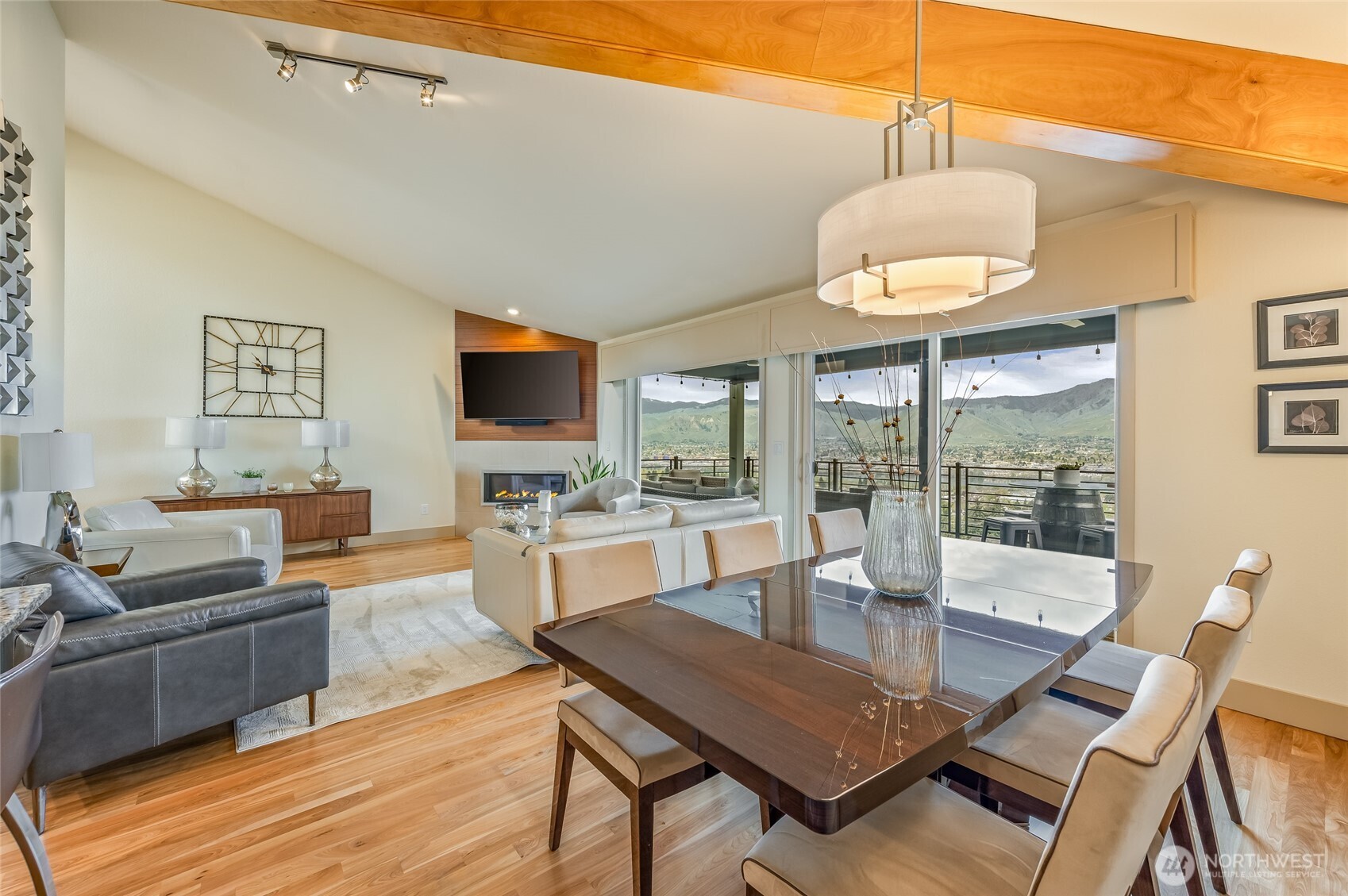 521 23rd Street NE East Wenatchee WA 98802