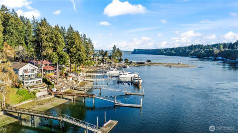 7810 Goodman Drive NW Gig Harbor WA 98332