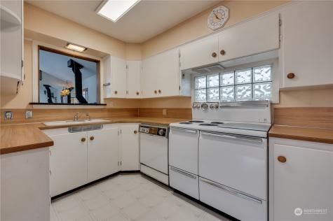 1412 Park Drive Everett WA 98203