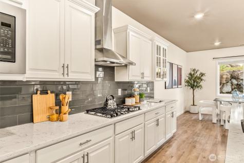 23711 43 Drive SE Bothell WA 98021