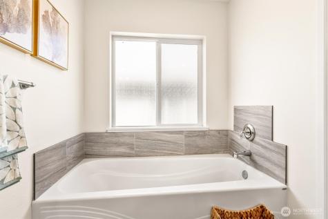23711 43 Drive SE Bothell WA 98021