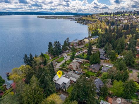 9719 Lake Shore Boulevard NE Seattle WA 98115