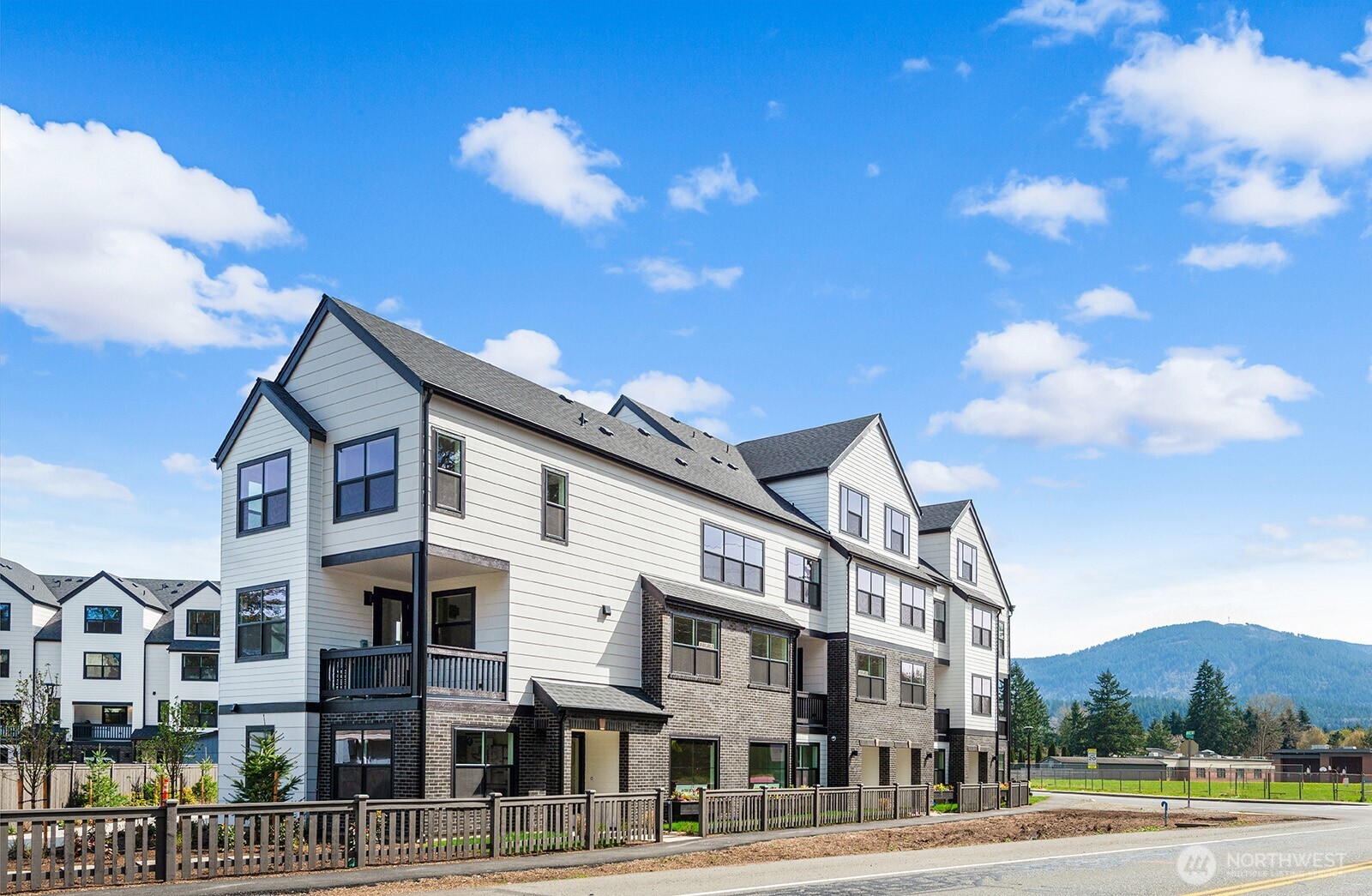 761 7th Avenue NW Issaquah WA 98027