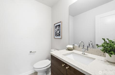 761 7th Avenue NW Issaquah WA 98027