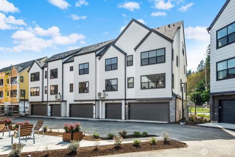761 7th Avenue NW Issaquah WA 98027