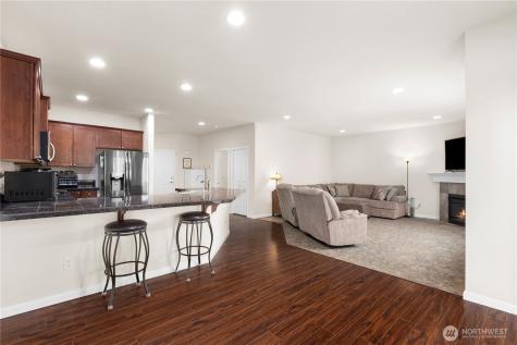 7913 152nd Street Ct E Puyallup WA 98375
