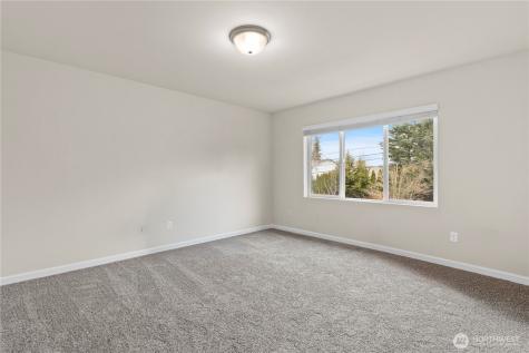 7913 152nd Street Ct E Puyallup WA 98375
