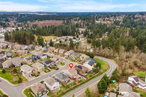 7913 152nd Street Ct E Puyallup WA 98375