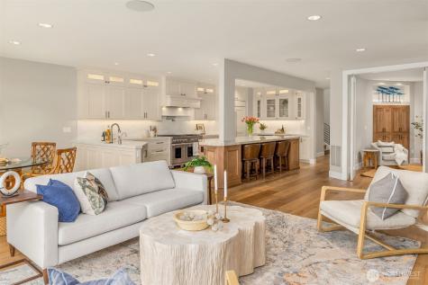 4475 Pleasant Beach Drive NE Bainbridge Island WA 98110