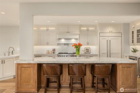 4475 Pleasant Beach Drive NE Bainbridge Island WA 98110
