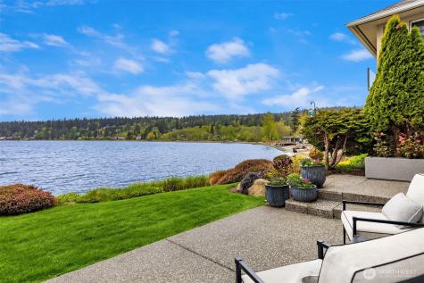 4475 Pleasant Beach Drive NE Bainbridge Island WA 98110