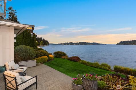 4475 Pleasant Beach Drive NE Bainbridge Island WA 98110