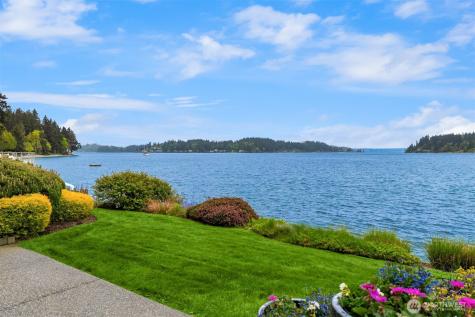4475 Pleasant Beach Drive NE Bainbridge Island WA 98110