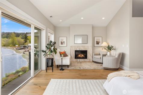 4475 Pleasant Beach Drive NE Bainbridge Island WA 98110