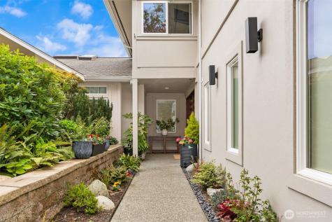 4475 Pleasant Beach Drive NE Bainbridge Island WA 98110
