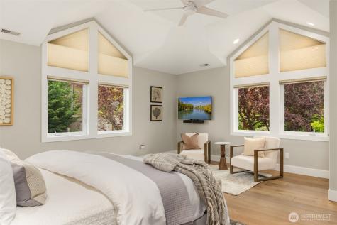 4475 Pleasant Beach Drive NE Bainbridge Island WA 98110