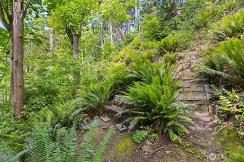 5019 E Mercer Way Mercer Island WA 98040