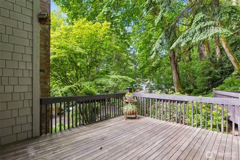 5019 E Mercer Way Mercer Island WA 98040