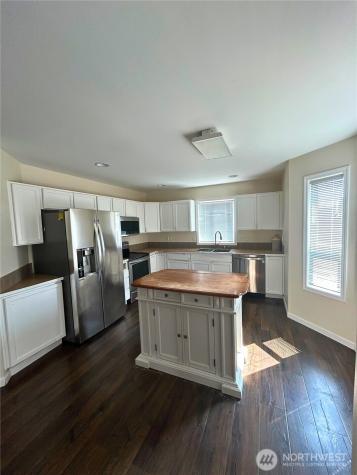 8806 47th Drive NE Marysville WA 98270