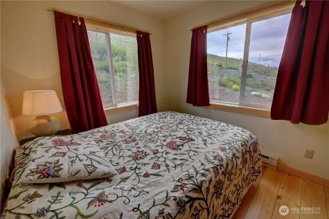 21 Grouse Hollow Lane Twisp WA 98856