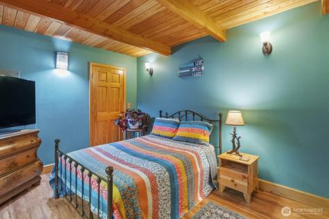 6323 N Lake Cushman Road Hoodsport WA 98548