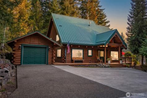 6323 N Lake Cushman Road Hoodsport WA 98548