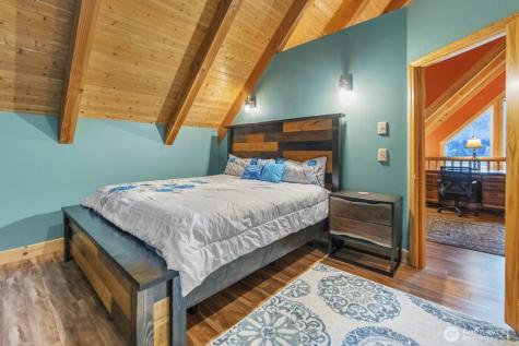 6323 N Lake Cushman Road Hoodsport WA 98548