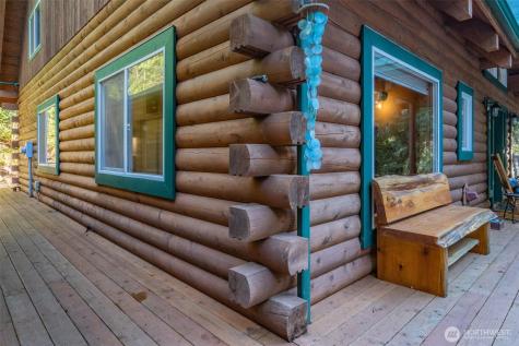 6323 N Lake Cushman Road Hoodsport WA 98548
