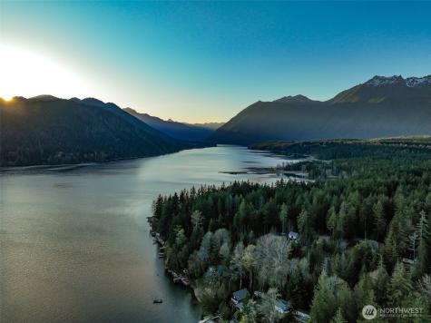 6323 N Lake Cushman Road Hoodsport WA 98548