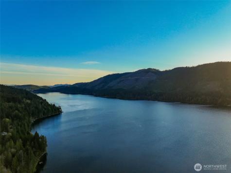 6323 N Lake Cushman Road Hoodsport WA 98548