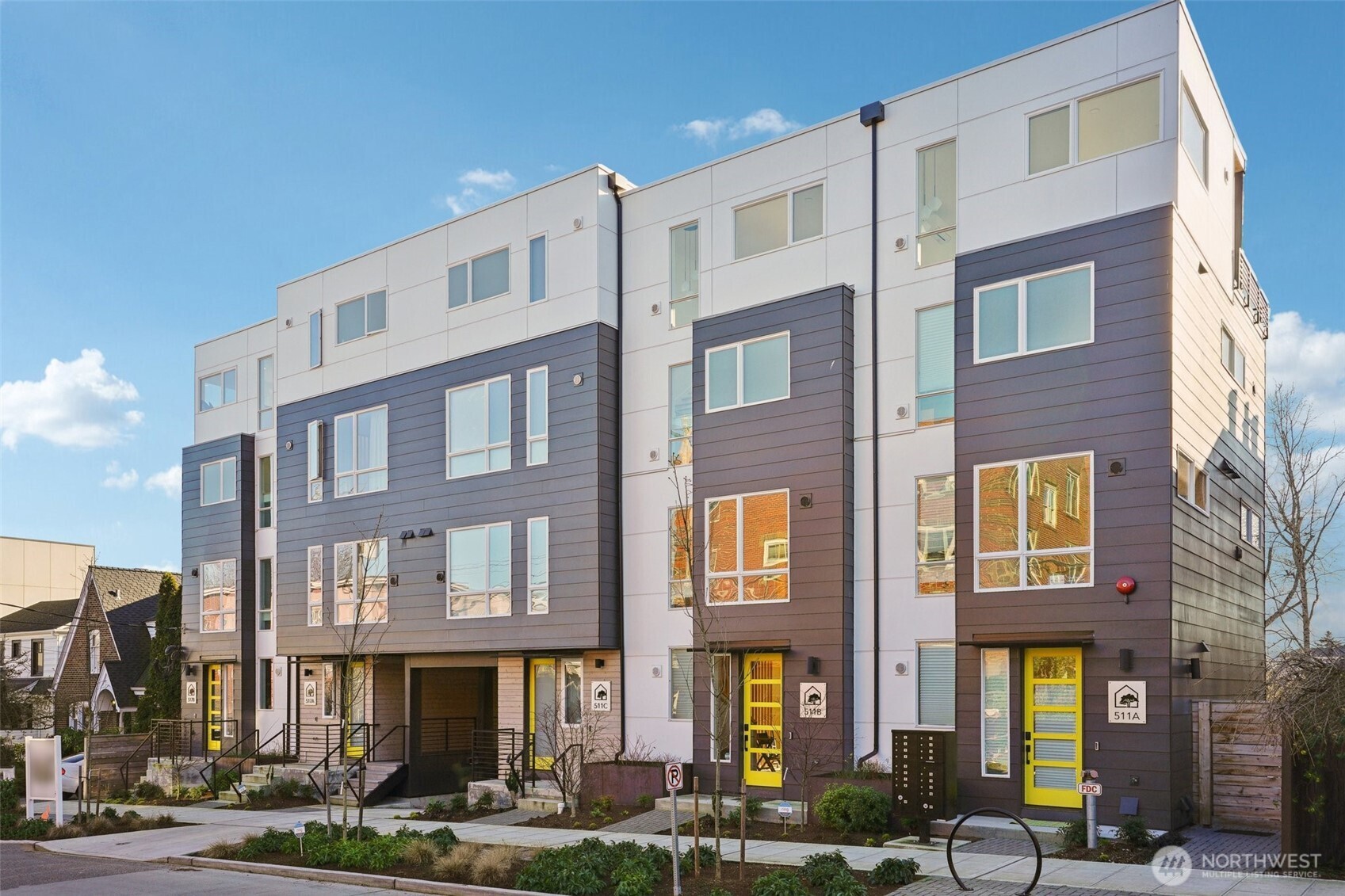 515 Howe Seattle WA 98109