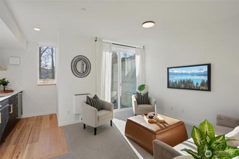 515 Howe Seattle WA 98109