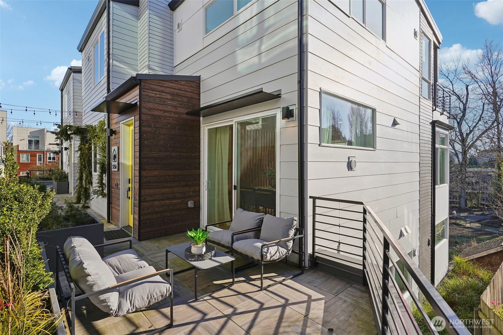 515 Howe Seattle WA 98109