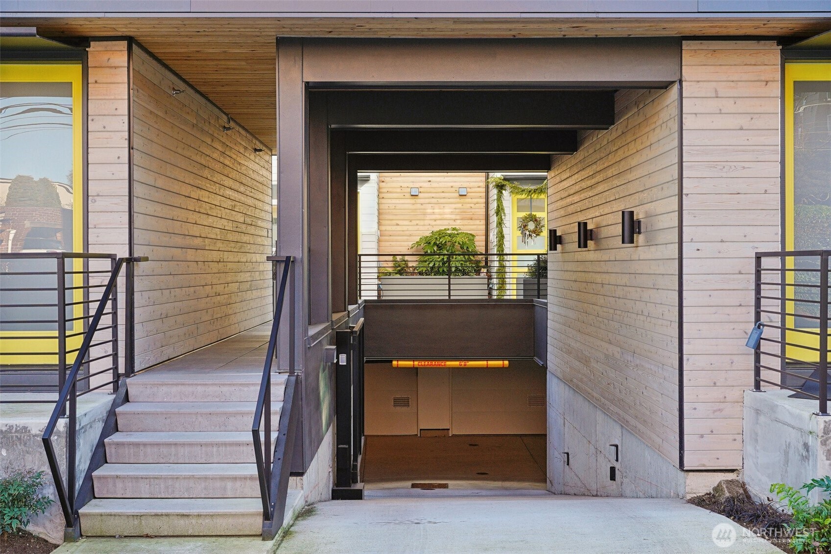 515 Howe Seattle WA 98109
