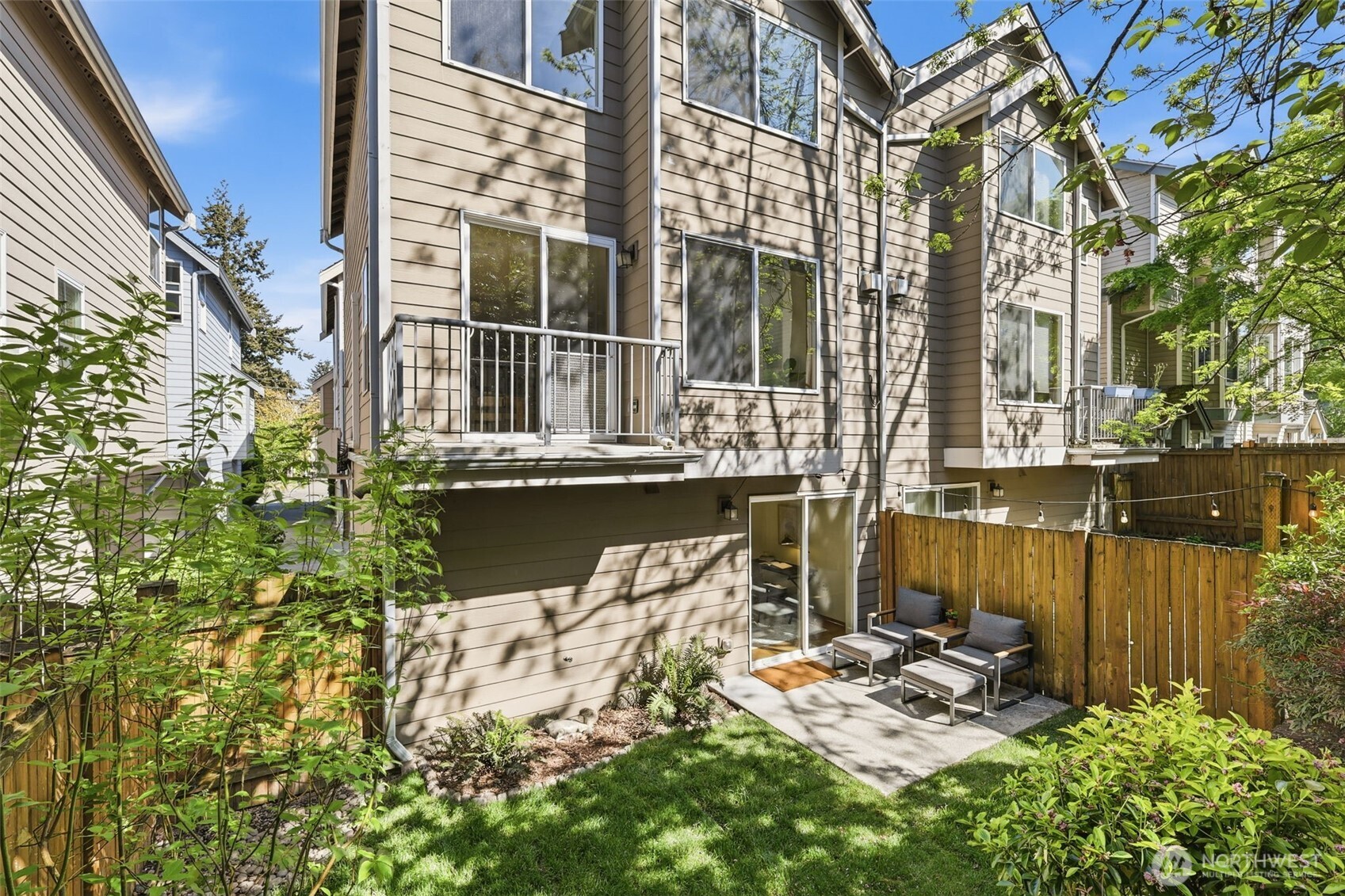 9243 Ashworth Avenue N Seattle WA 98103
