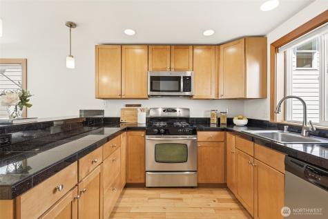 9243 Ashworth Avenue N Seattle WA 98103