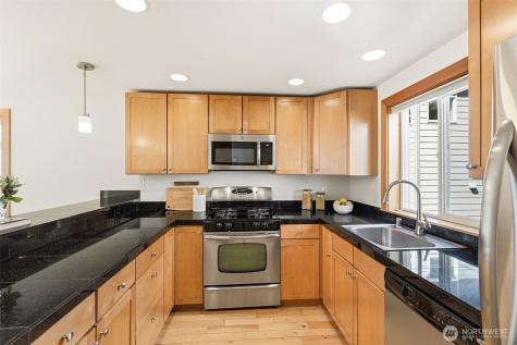 9243 Ashworth Avenue N Seattle WA 98103