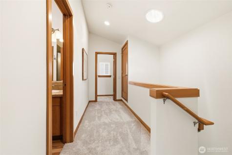 9243 Ashworth Avenue N Seattle WA 98103
