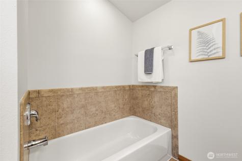 9243 Ashworth Avenue N Seattle WA 98103