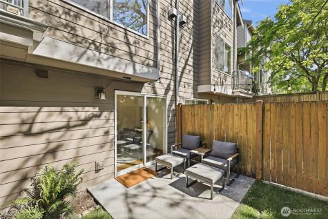 9243 Ashworth Avenue N Seattle WA 98103