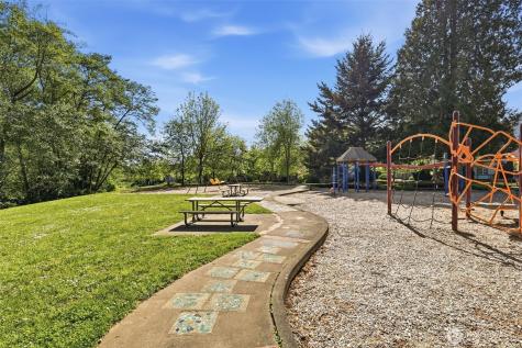 9243 Ashworth Avenue N Seattle WA 98103