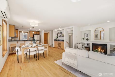 9243 Ashworth Avenue N Seattle WA 98103