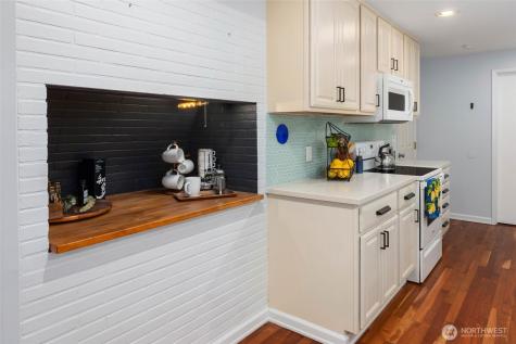 7419 NE 145th Street Kirkland WA 98034